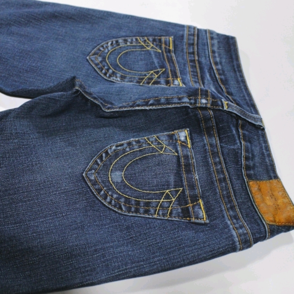 TrueReligion - Picture 4 of 11